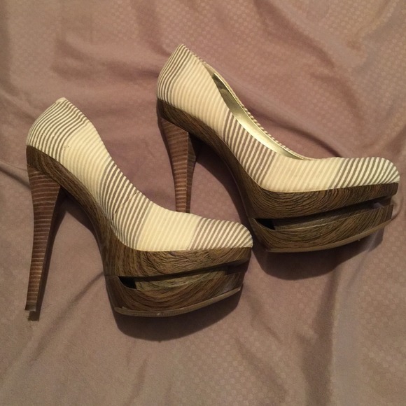 Jessica Simpson Platform Heels