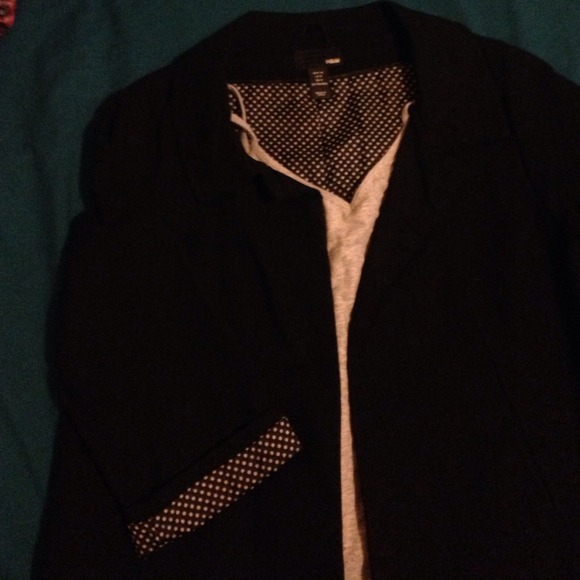 Sold in bundle - Picture 2 of 3