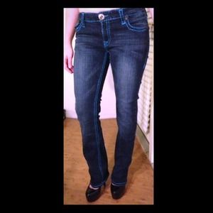 True religion jeans! Boot cut, classy stitching!