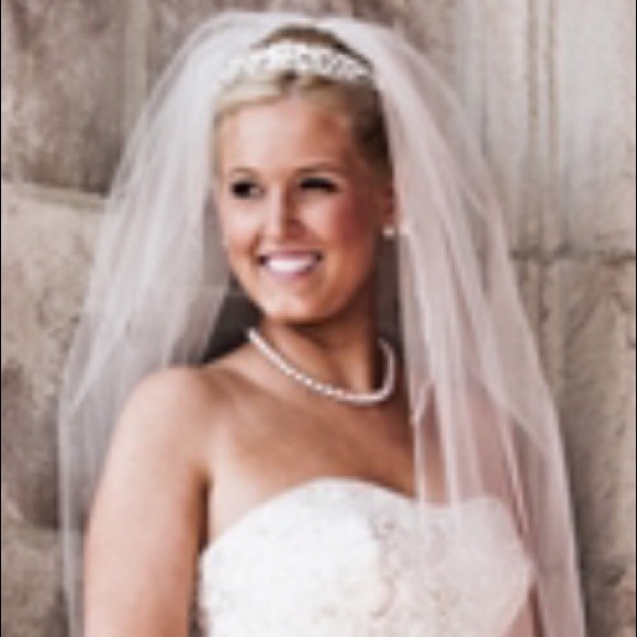 Fingertip Length Wedding Veil