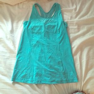 Lululemon tank