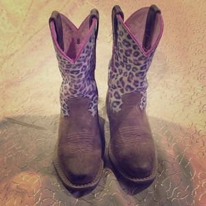 Ariat toddler leopard boots!