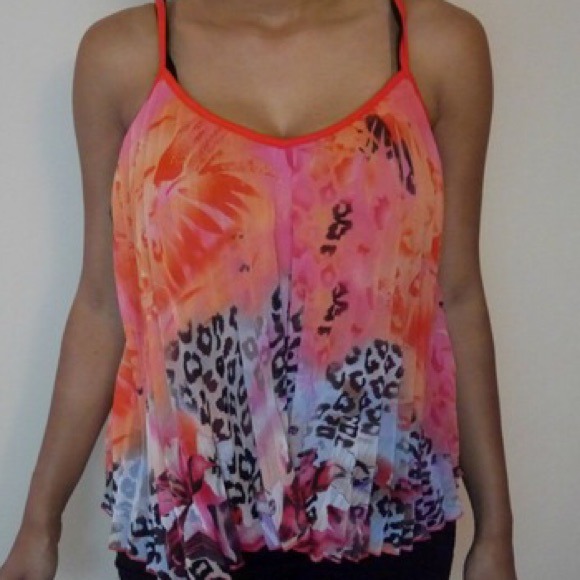 Safari print tank