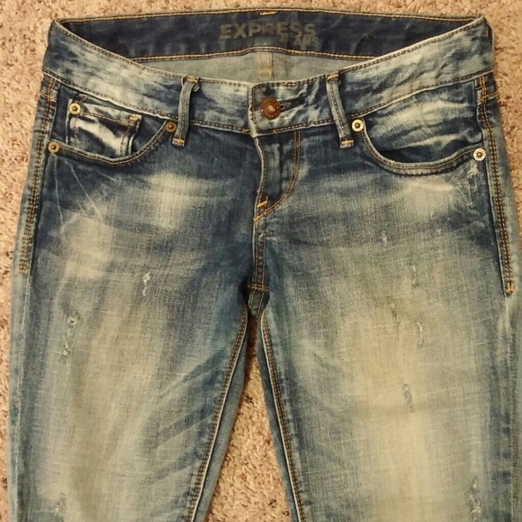 (FOR THAO)Distressed Skinny Jeans