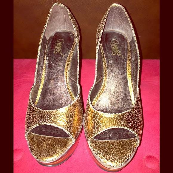 Sexy peep toe metallic wedges! - Picture 2 of 5