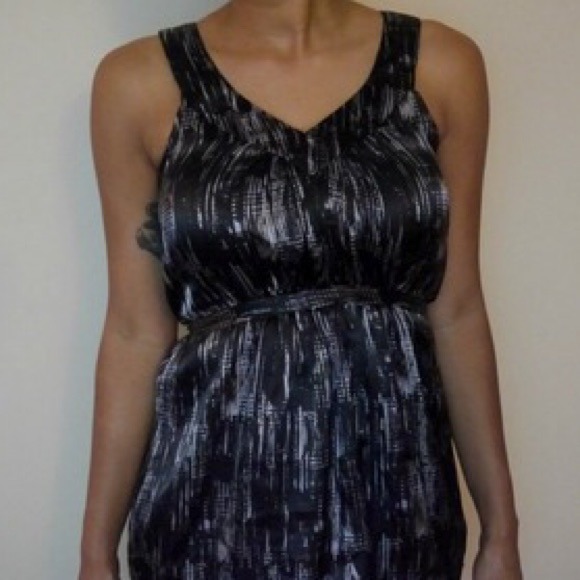 Black & grey silky tank