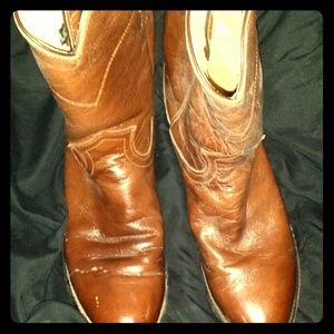 Justin boots size 8