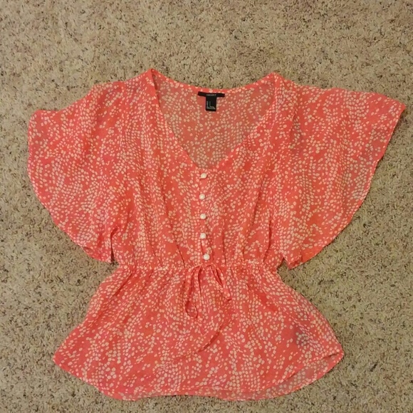 Sheer Chiffon-like top w dots