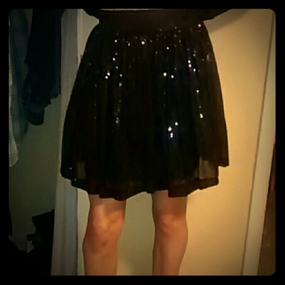Black Sequence high waist loose skirt