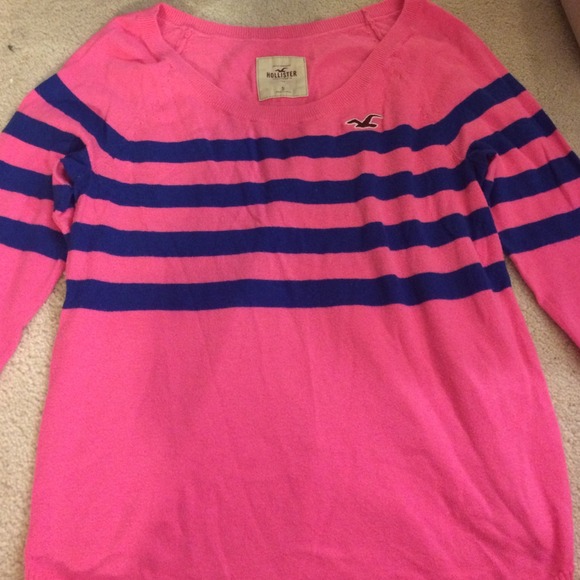 Hollister sweater