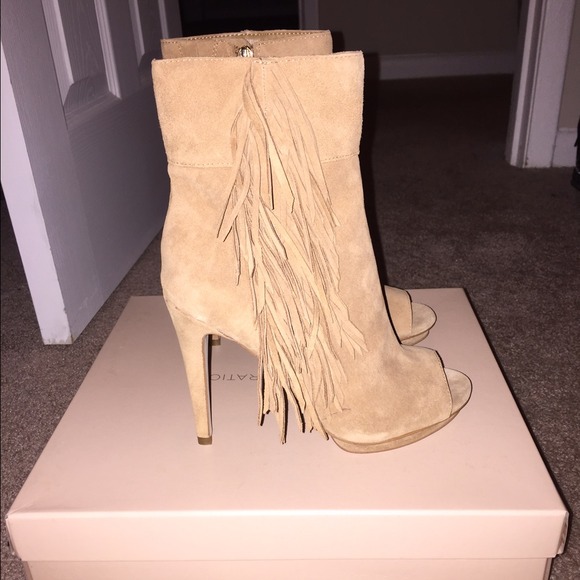 SOLD ******BCBGeneration Suede Ankle Tan Bootie