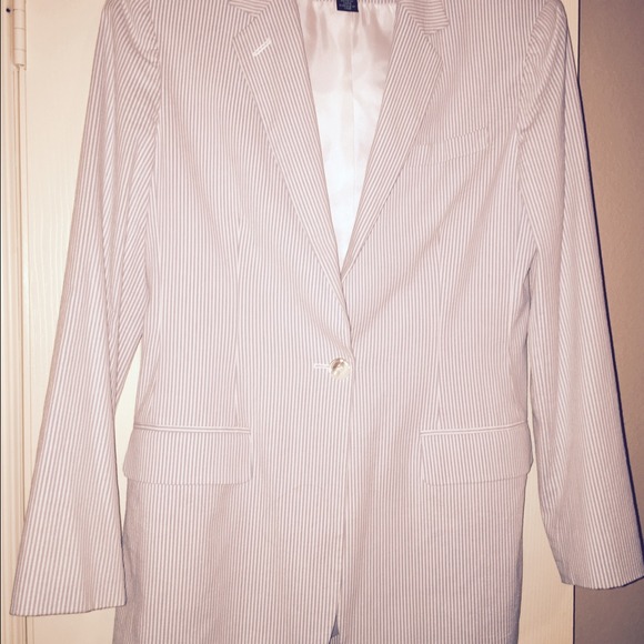 Ralph Lauren blazer - Picture 2 of 4
