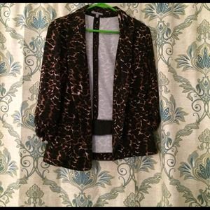 Leopard blazer