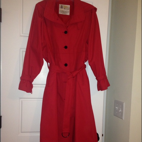 London Fog Trench in great condition vintage red