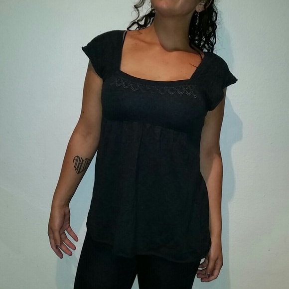 Knitted Charcoal Short Sleeve