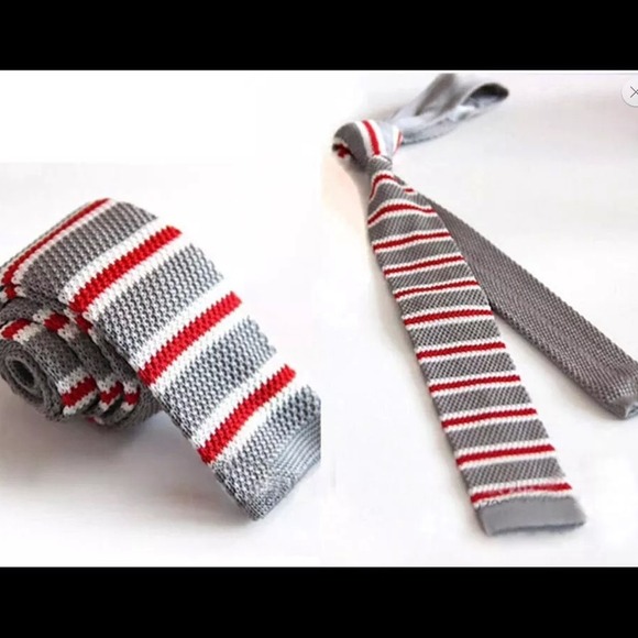 2 knitted ties. Bundle