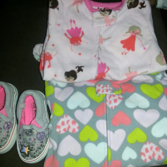 Bundle. Two girl pjs & joe boxer shoes