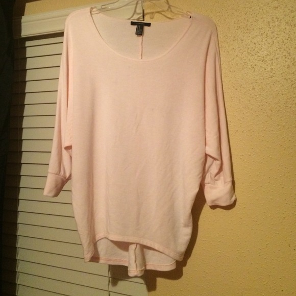 Pale pink 3 quarter sleeve top