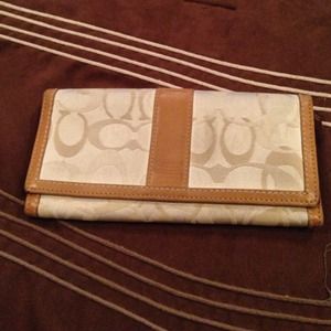 Coach wallet