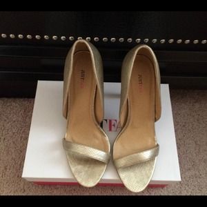 SiZe 10 brand new heels