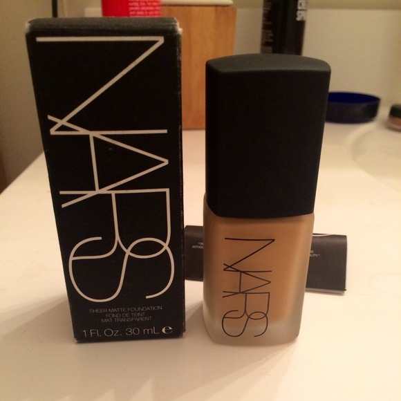 💟Reduced💟Nars Sheer Matte Foundation
