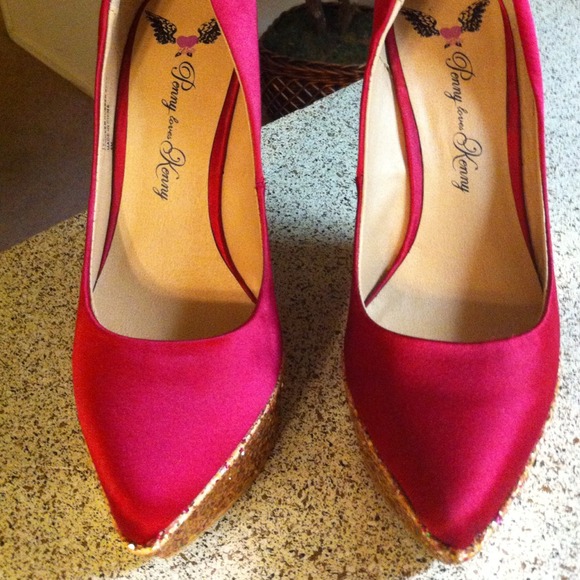 Penny loves Kenny Fuschia Glitter Wedge 6 - Picture 3 of 4