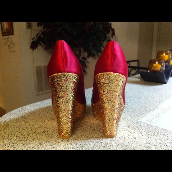 Penny loves Kenny Fuschia Glitter Wedge 6 - Picture 4 of 4