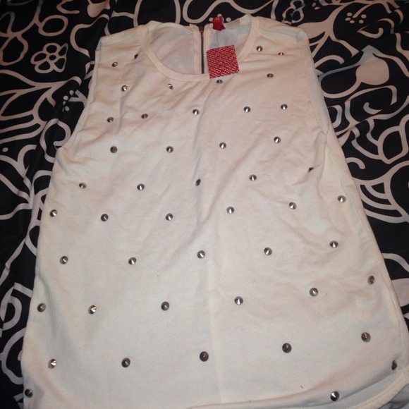 Spike h&m shirt