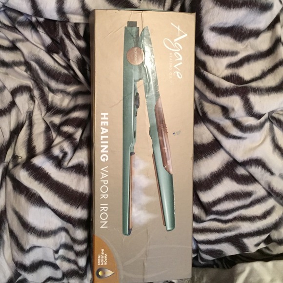 Agave healing vapor oil straightener