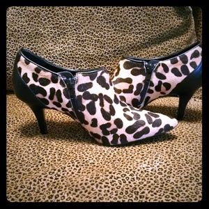 Calvin Klein Leopard Booties