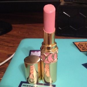 YSL Rouge VOLUPTÉ PERLE