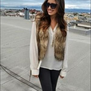 AE faux fur vest! Excellent condition!