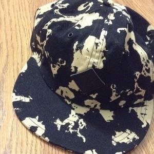 Volcom bleached SnapBack