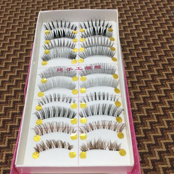 Eyelashes