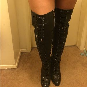 Jessica Simpson Mitton Lace up boots.