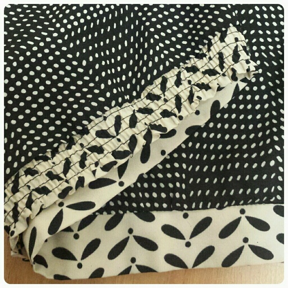 Sold "NY Collection" top - Picture 4 of 4