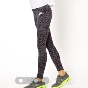 Nike animal print leggings