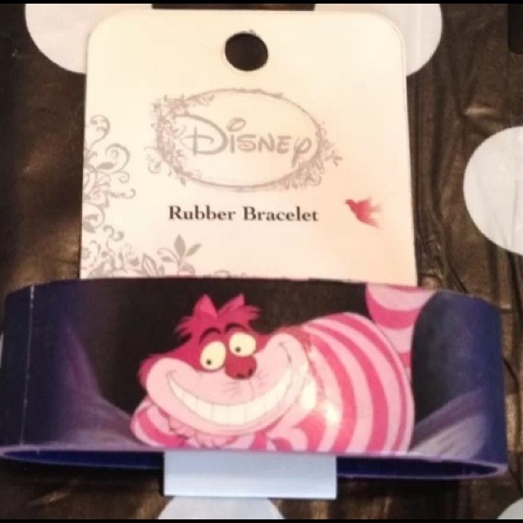 NWT Disney Cheshire Cat Decorative Bracelet