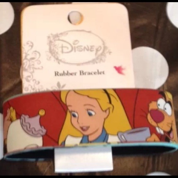 NWT Disney Alice in Wonderland Rubber Bracelet