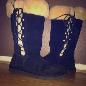 UGG BOOTS