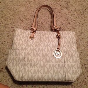 Micheal Kors signature tote