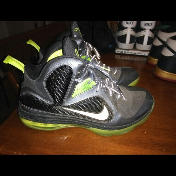 Nike Lebron 9 "Dunkman"