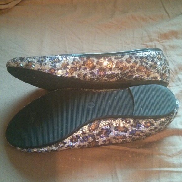 SOLD! - Picture 2 of 4