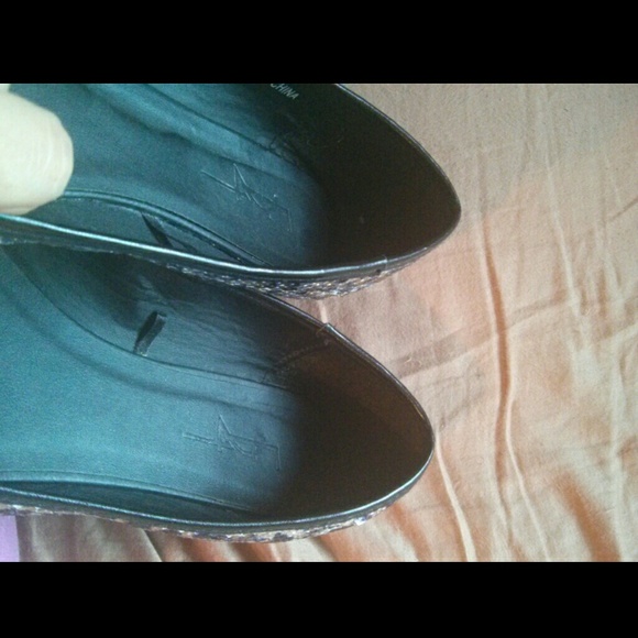 SOLD! - Picture 4 of 4