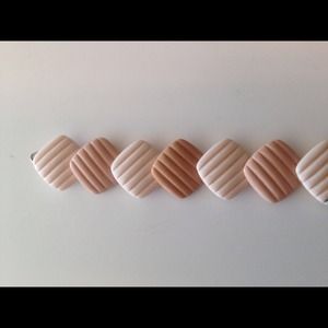 80's vintage geometric shape earth tone necklace.