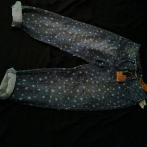 Star printed capris