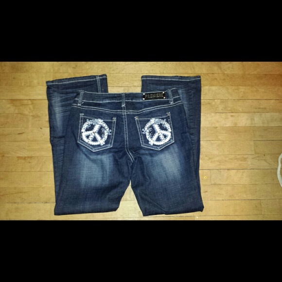 Premiere jeans.
