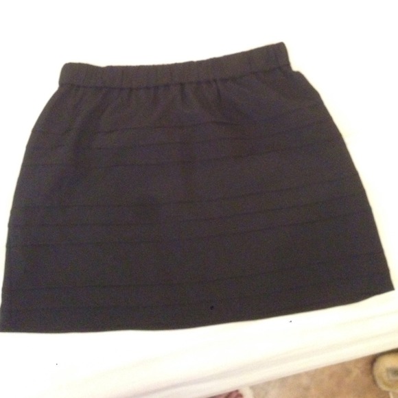 Black skirt