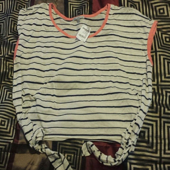 girls top - Picture 2 of 3