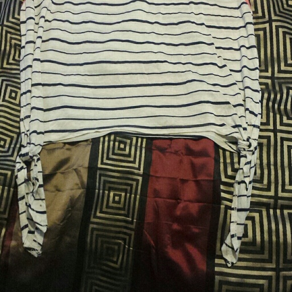 girls top - Picture 3 of 3